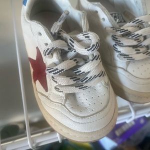 White and Red Star Sneakers with Artistic Design